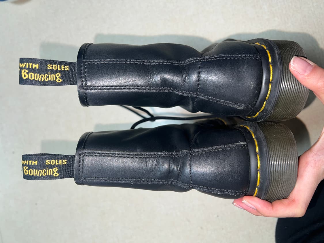 닥터마틴 나파 8홀 블랙 240 상품이미지4