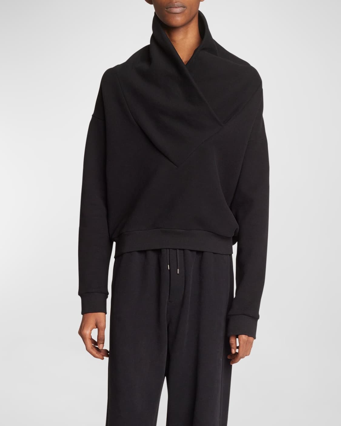 [차은우님 착용] 생로랑 23AW 컬렉션 숄카라 탑 상품이미지4