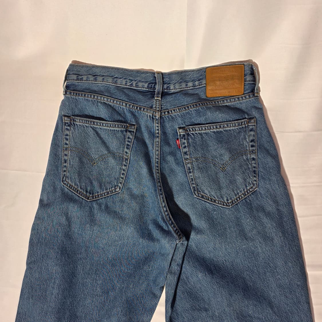 [W32L32]리바이스 프리미엄 STAY LOOSE 원턱 데님팬츠 상품이미지7