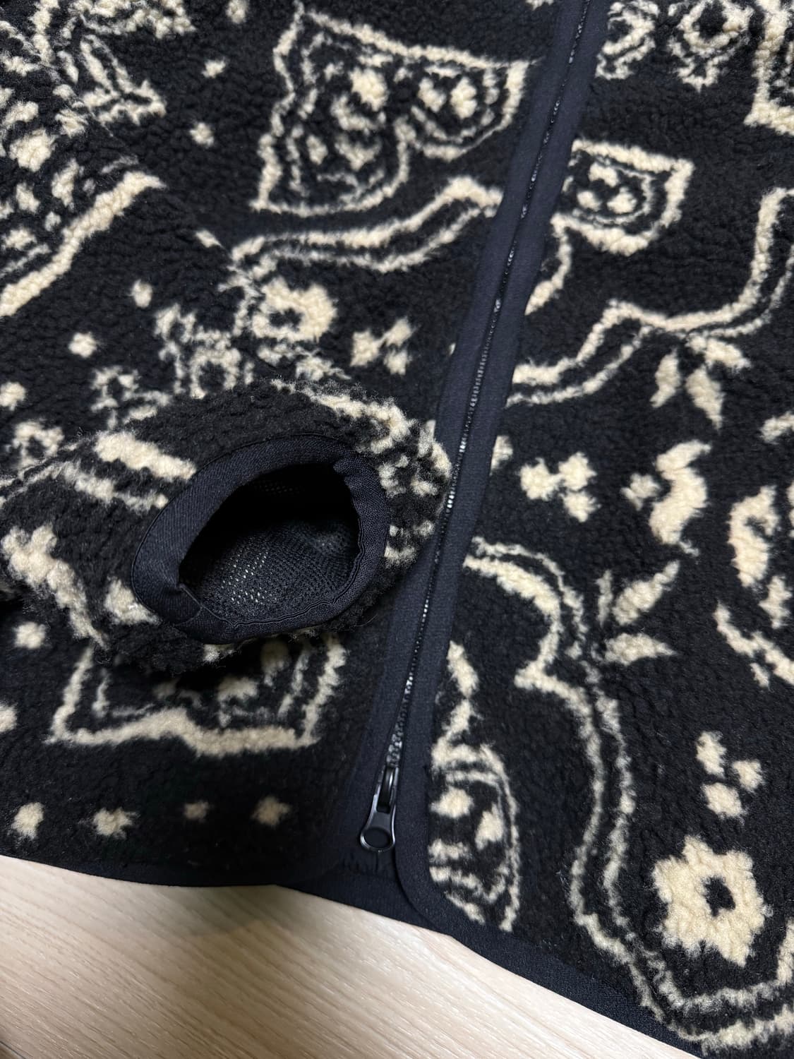 썬번프로젝트 페이즐리 플리스 집업 상품이미지6