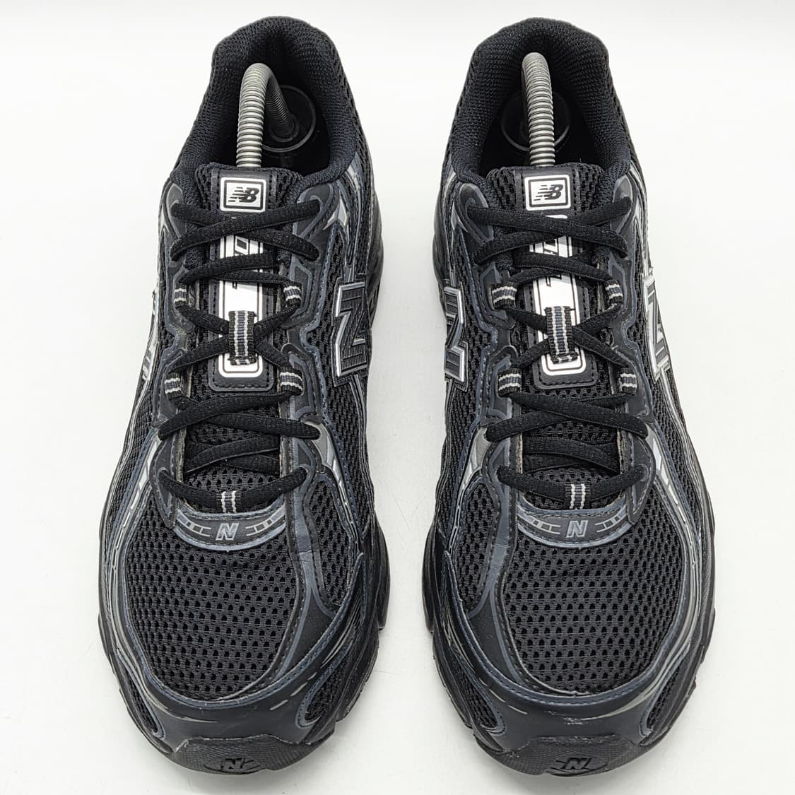 뉴발란스 740v2 블랙 실버 메탈릭 (285 D) 상품이미지4