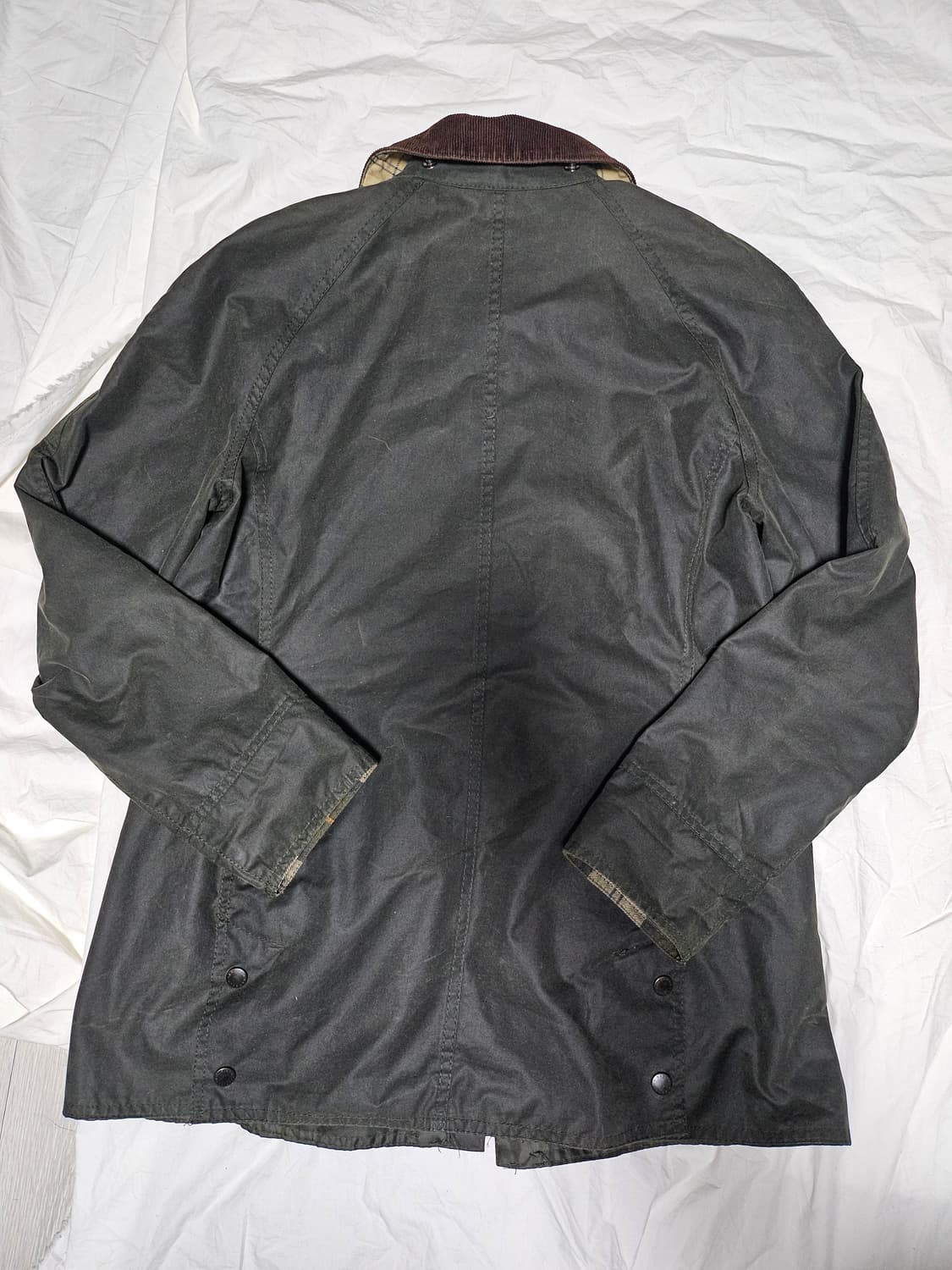 19fw 바버 비드넬 왁스 자켓 여성 다크 그린 55-66 상품이미지2