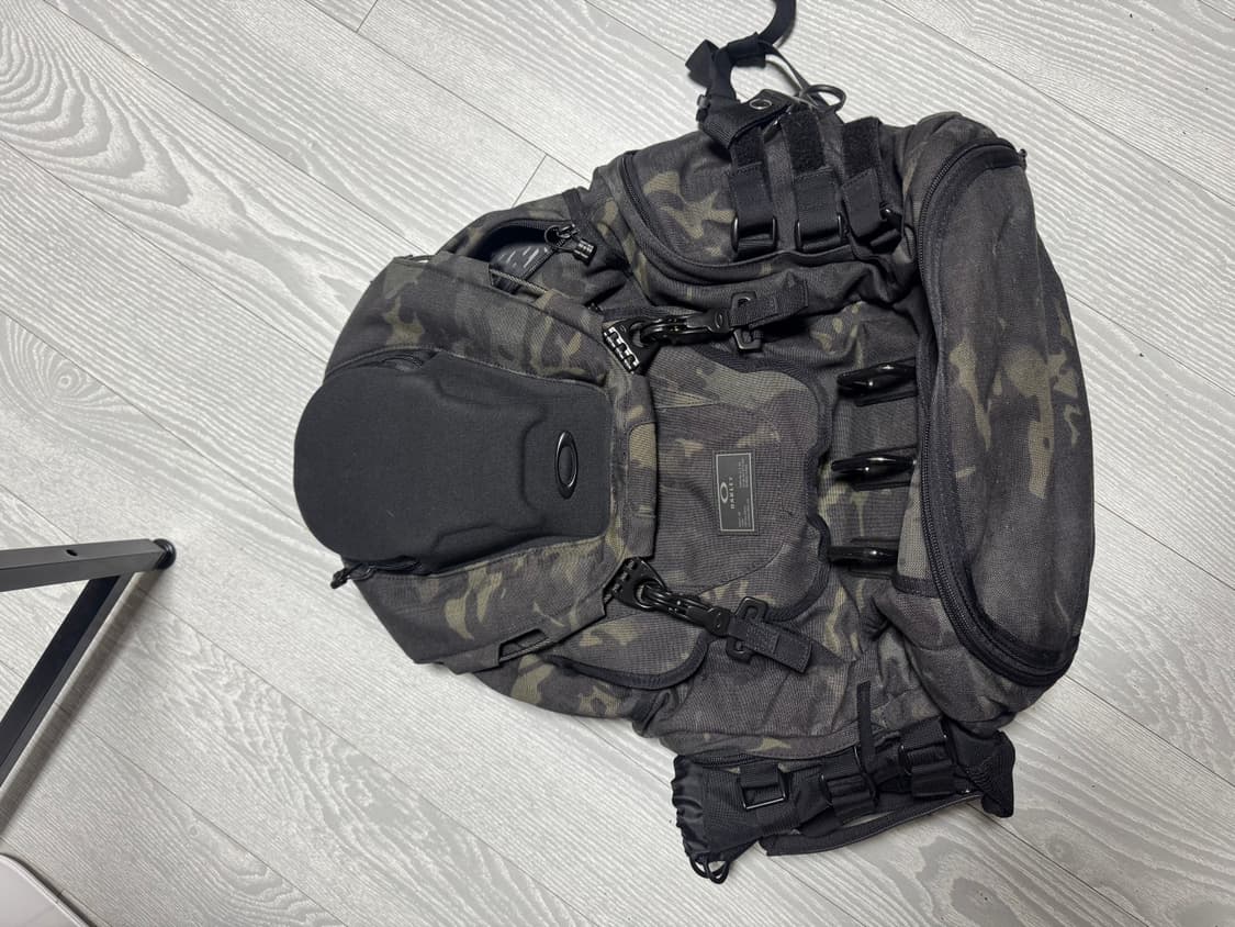 오클리 백팩 상품이미지1