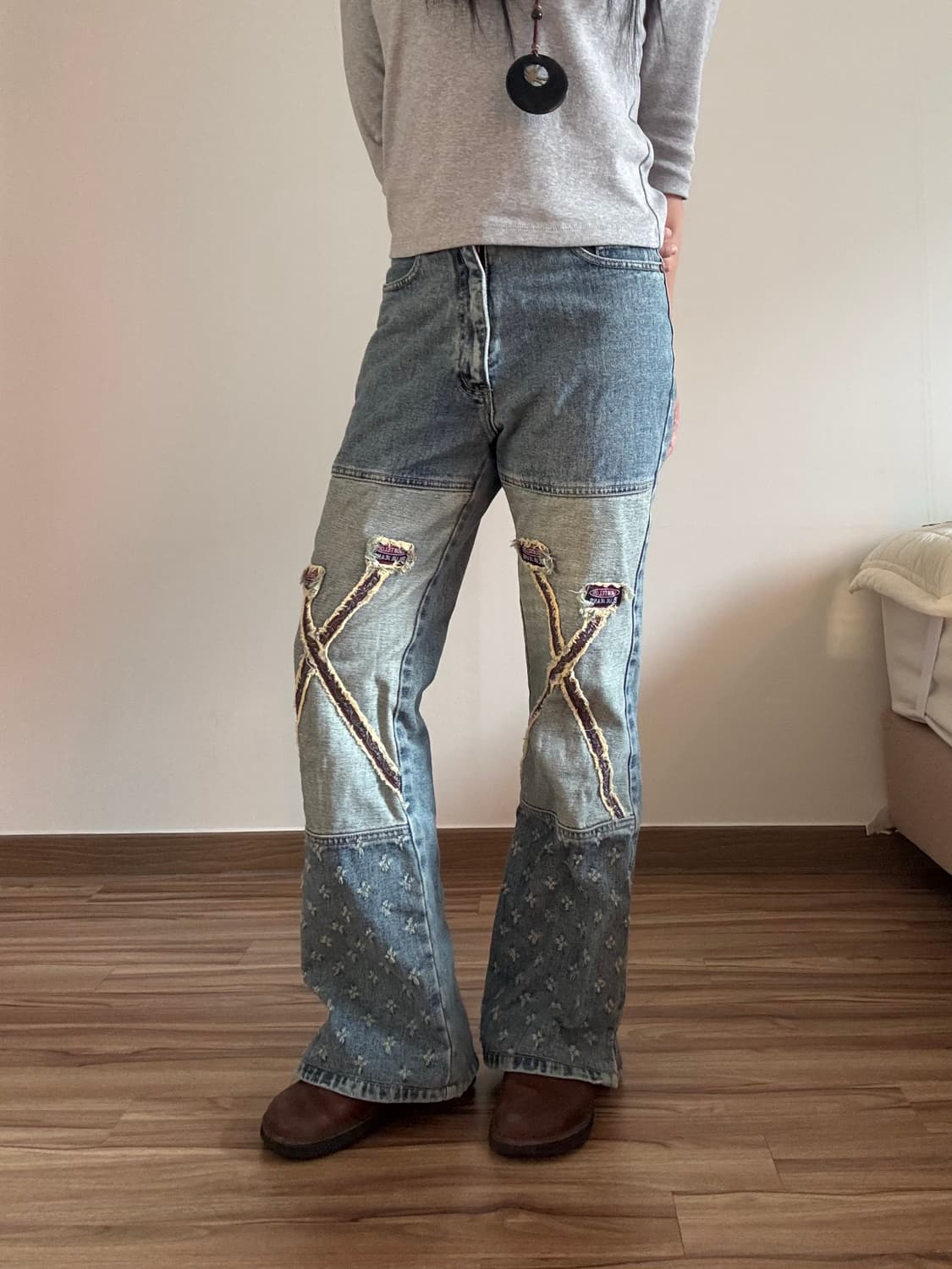 데님 자수 부츠컷 팬츠 상품이미지2