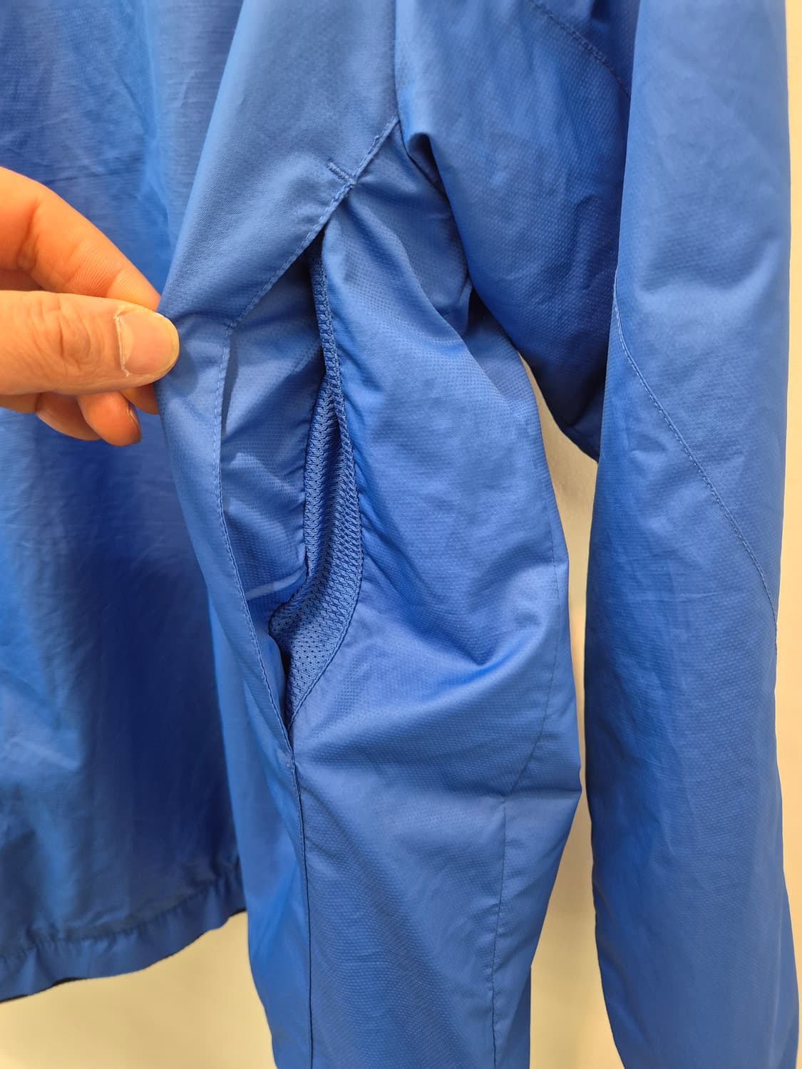 나이키 바람막이 자켓  100
 상품이미지4