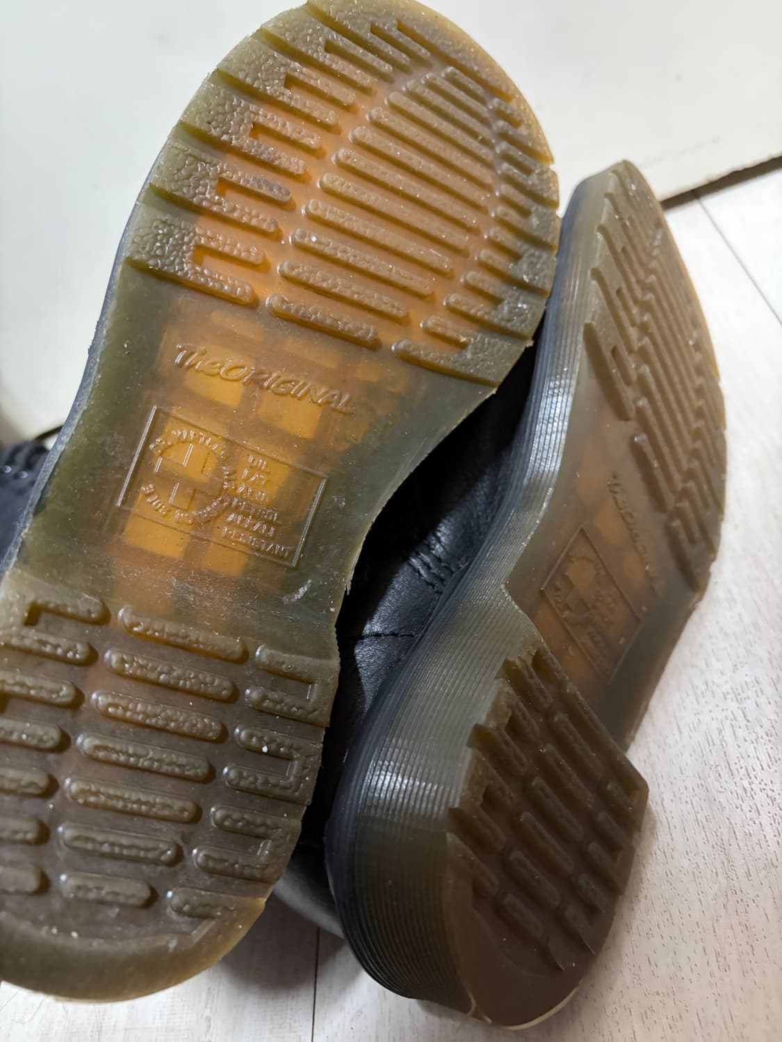 닥터마틴 1B99 버지니아 14홀 EU36 230사이즈 상품이미지5