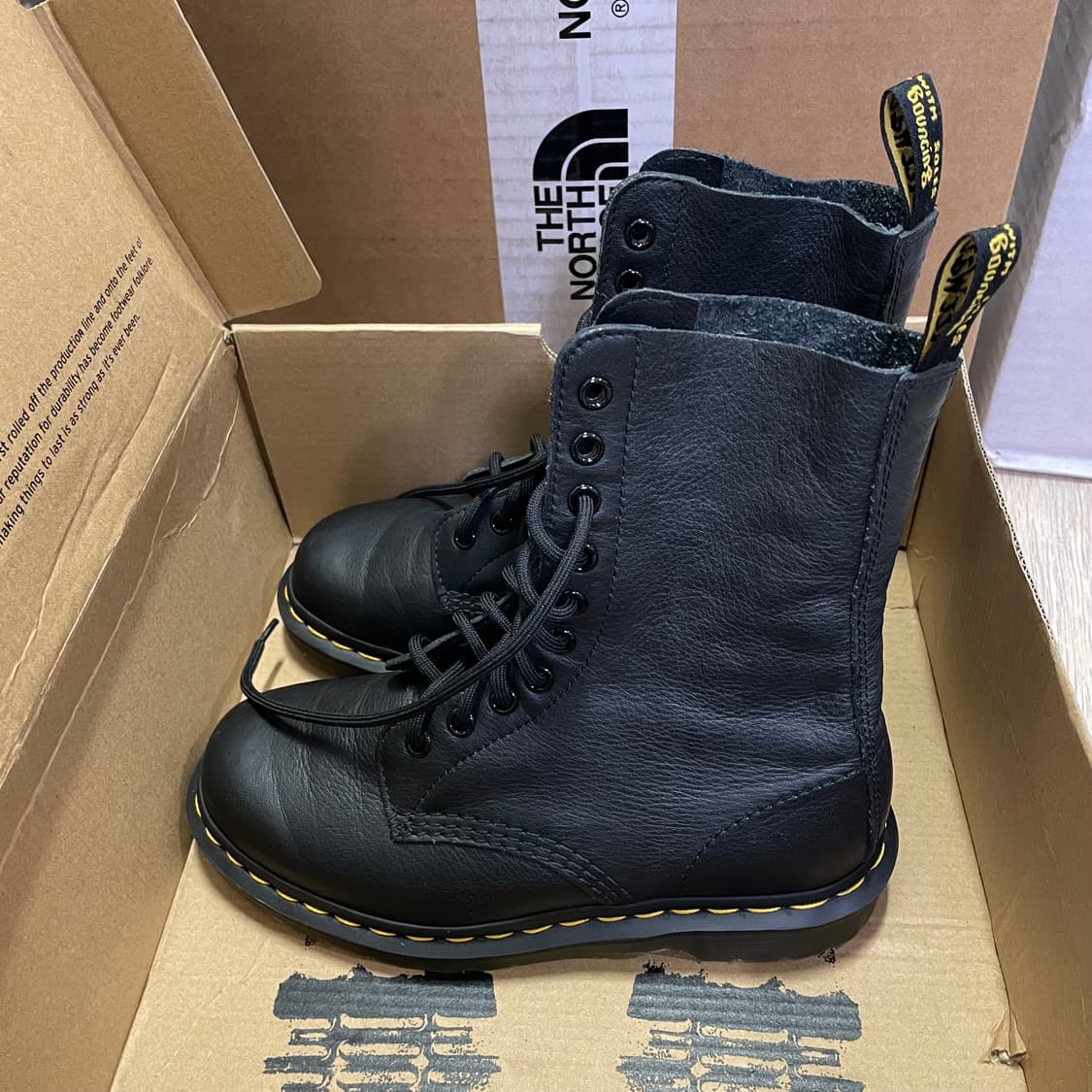 닥터마틴 1490 버지니아 10홀 230 uk4 상품이미지3