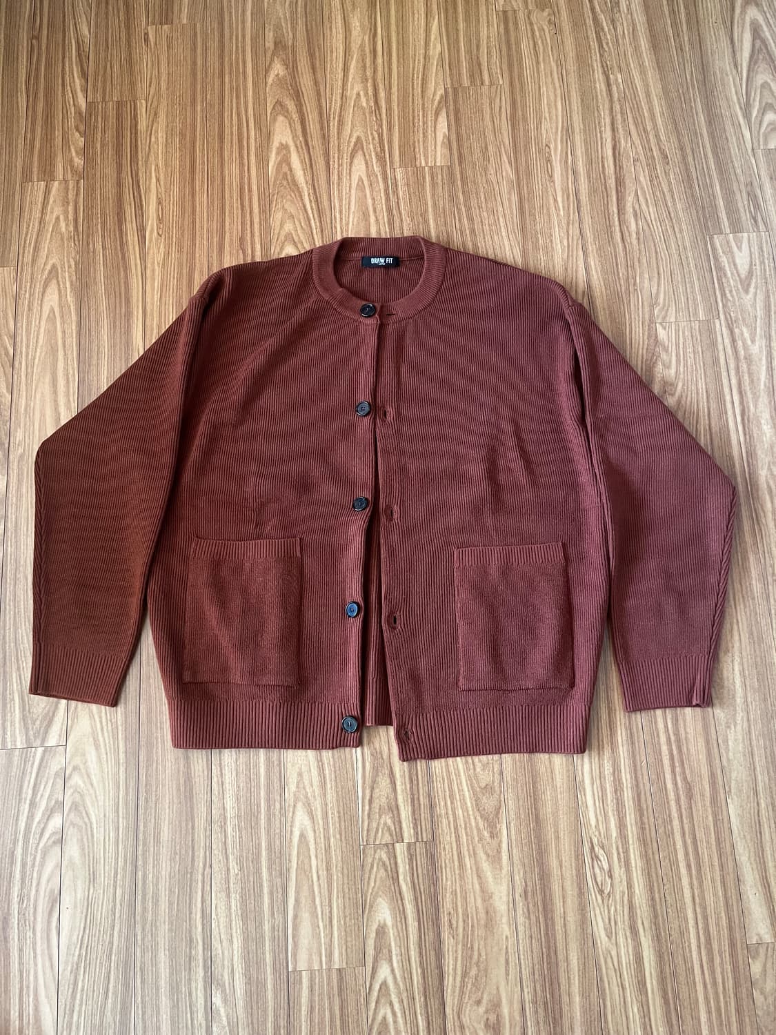 드로우 핏(Draw Fit) 오버사이즈 울 라운드 가디건 [BRICK] 상품이미지3