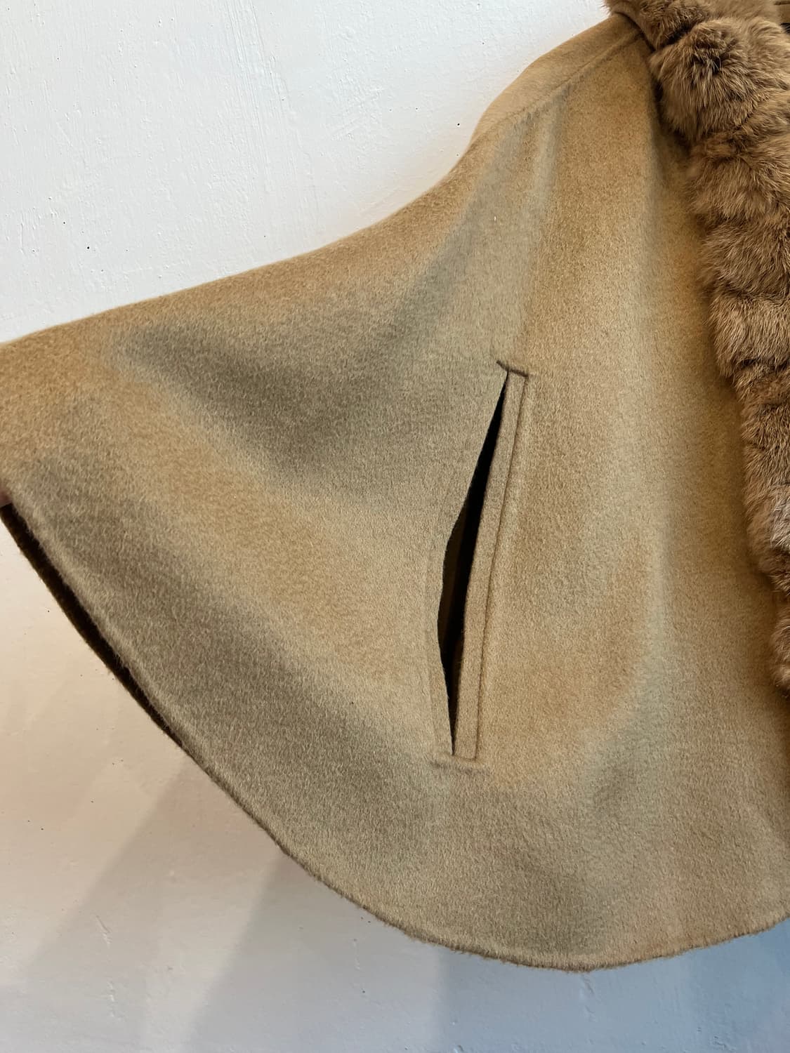 cocon japan 울 캐시미어 퍼 케이프 상품이미지3