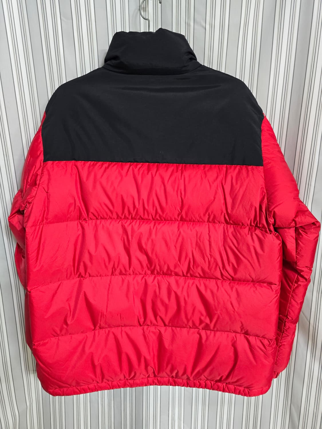 (105) 아디다스 레드/블랙 다운패딩 점퍼 H72755 상품이미지2