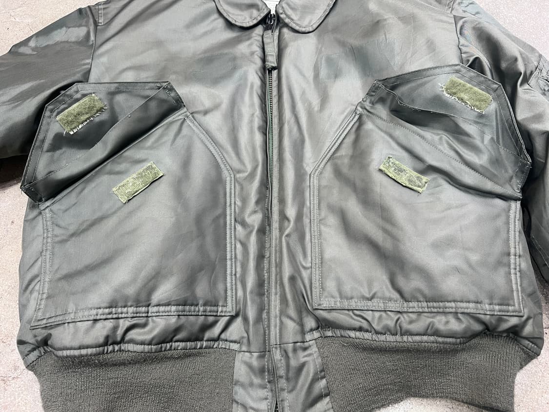 알파 인더스트리 CWU-45/P 플라이트 자켓 상품이미지10