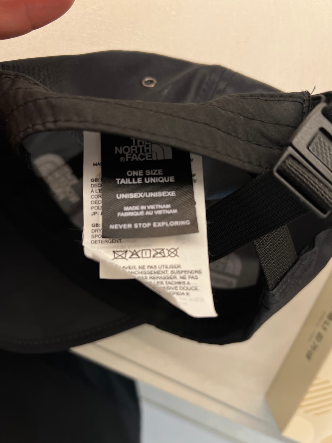 슈프림 x 노스페이스 스플릿 6-패널 블랙 - 24SS 상품이미지8