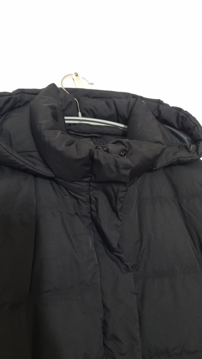 유니클로 심리스 다운 패딩 코트 상품이미지3