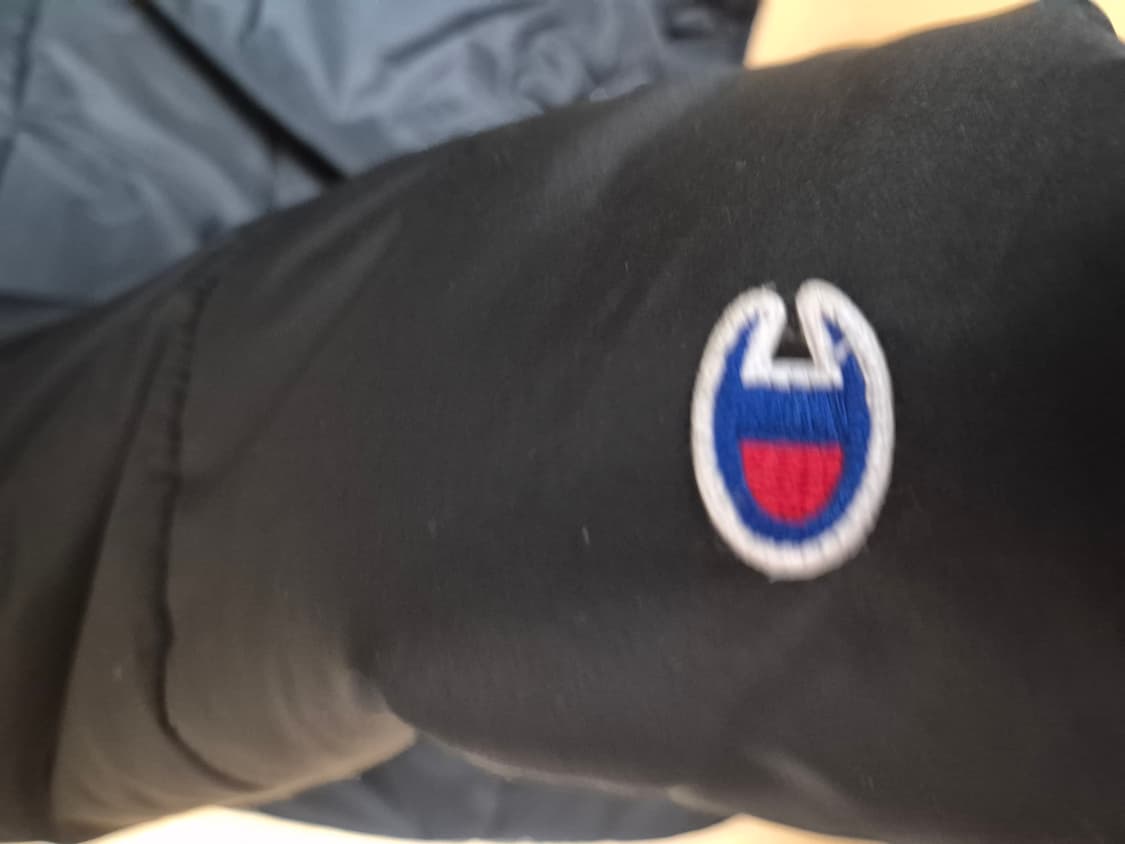 [US] Champion 스크립트 로고 PUFFER 패딩 (BLACK)  상품이미지3