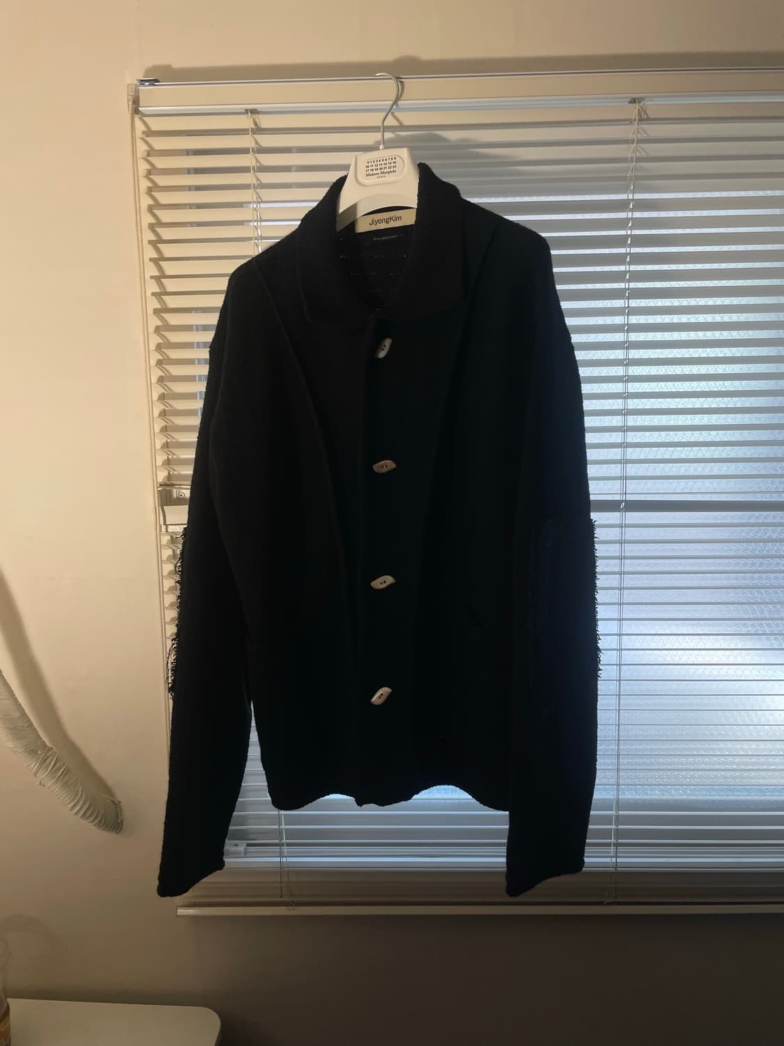 Jiyong kimSun-Bleached Knit Cardigan 상품이미지1