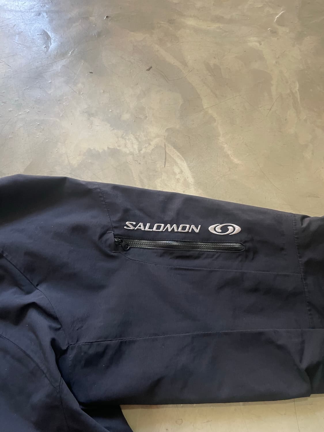 살로몬 바람막이 블랙 M 상품이미지4