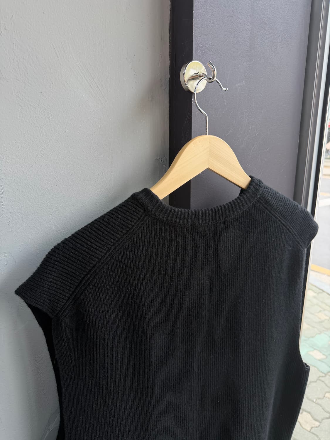 105/ 시스템옴므 밑단 절개 스웻 니트 베스트 상품이미지7