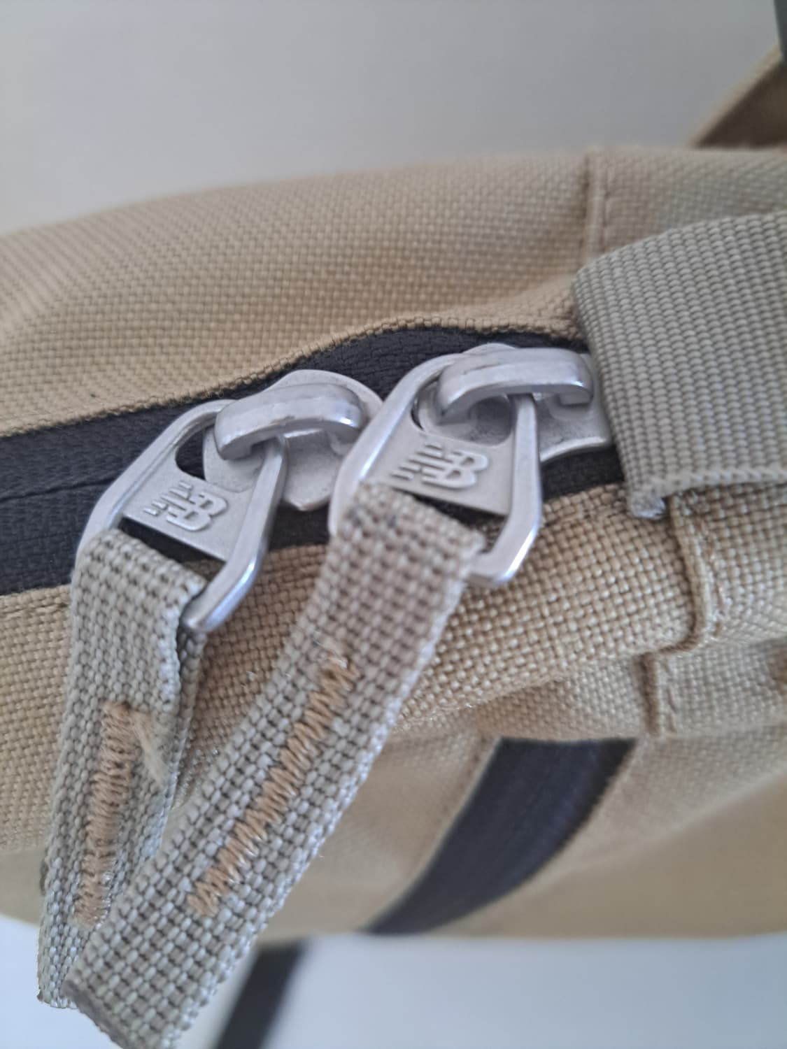 뉴발 슬링백 상품이미지6