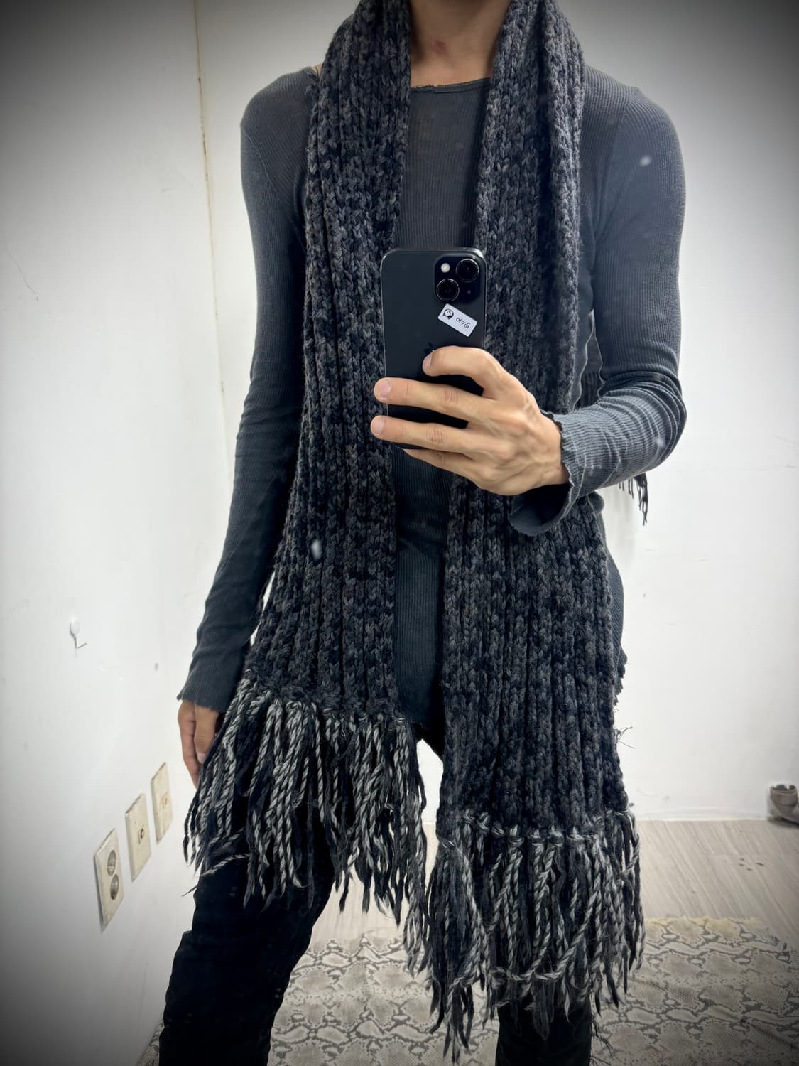 “Vintage” Over-Size Deep Grey Scarf 상품이미지3