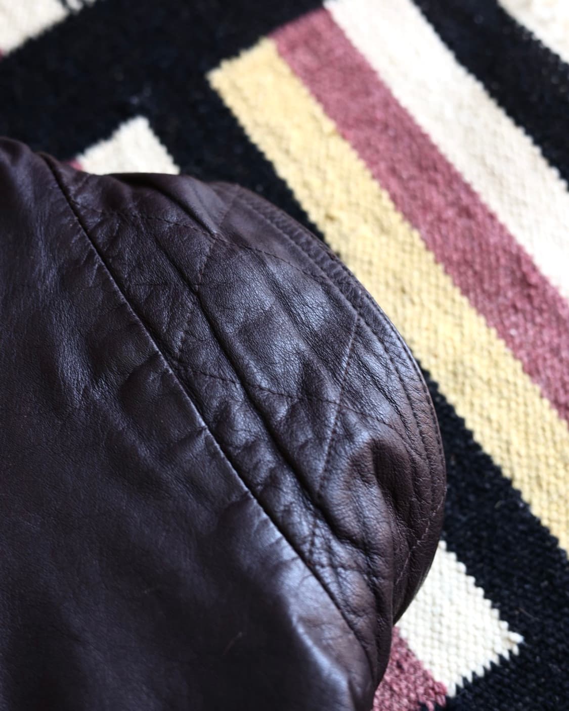 에디바우어 90s 구스다운 라이닝 레더 베스트 상품이미지9