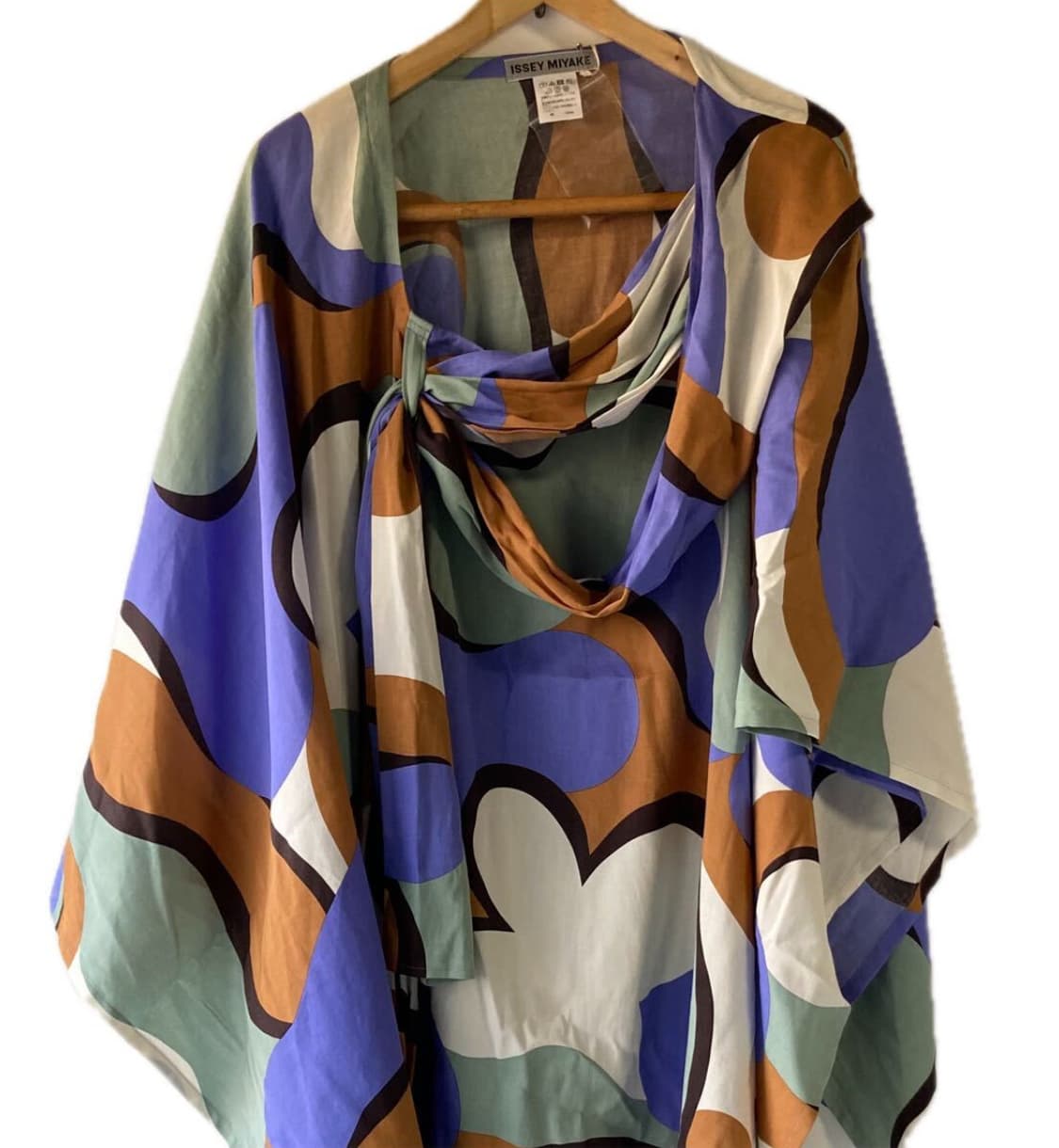 이세이미야케 패턴 폰쵸 케이프 새상품 상품이미지1