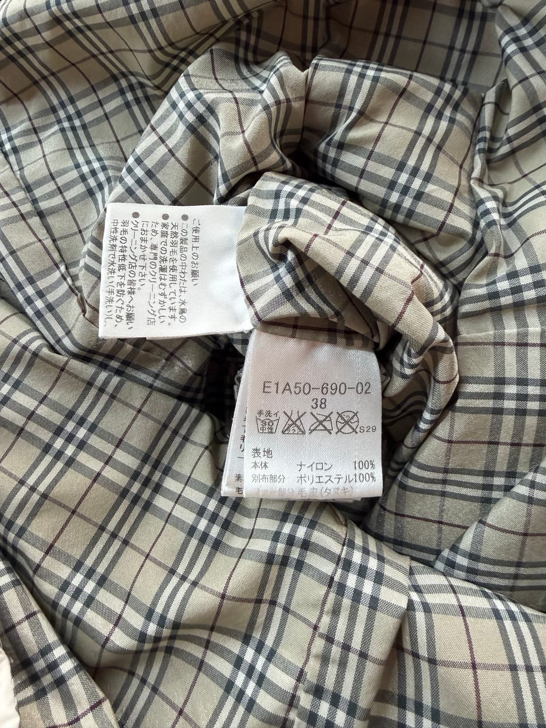 38/ 버버리 블루라벨 미니로고 다운 패딩 점퍼 상품이미지9