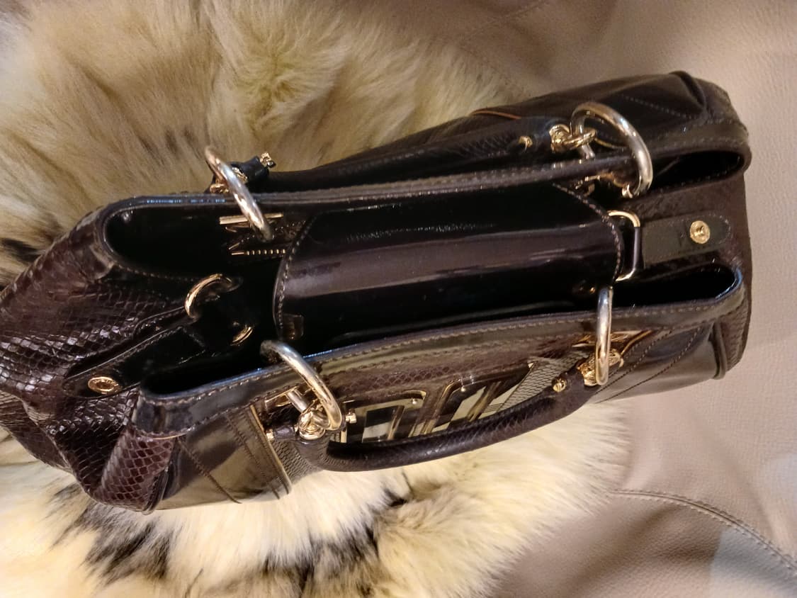 닥스 정품 에나멜 소재 가방 상품이미지5