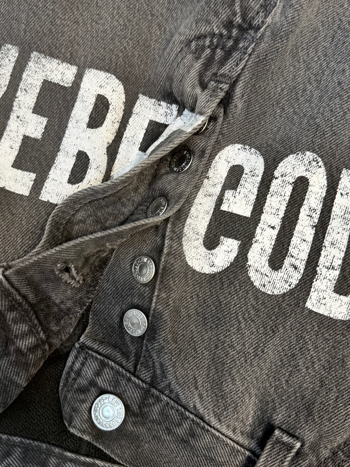 언더커버x리바이스 블랙워시 스웻 팬츠 상품이미지5