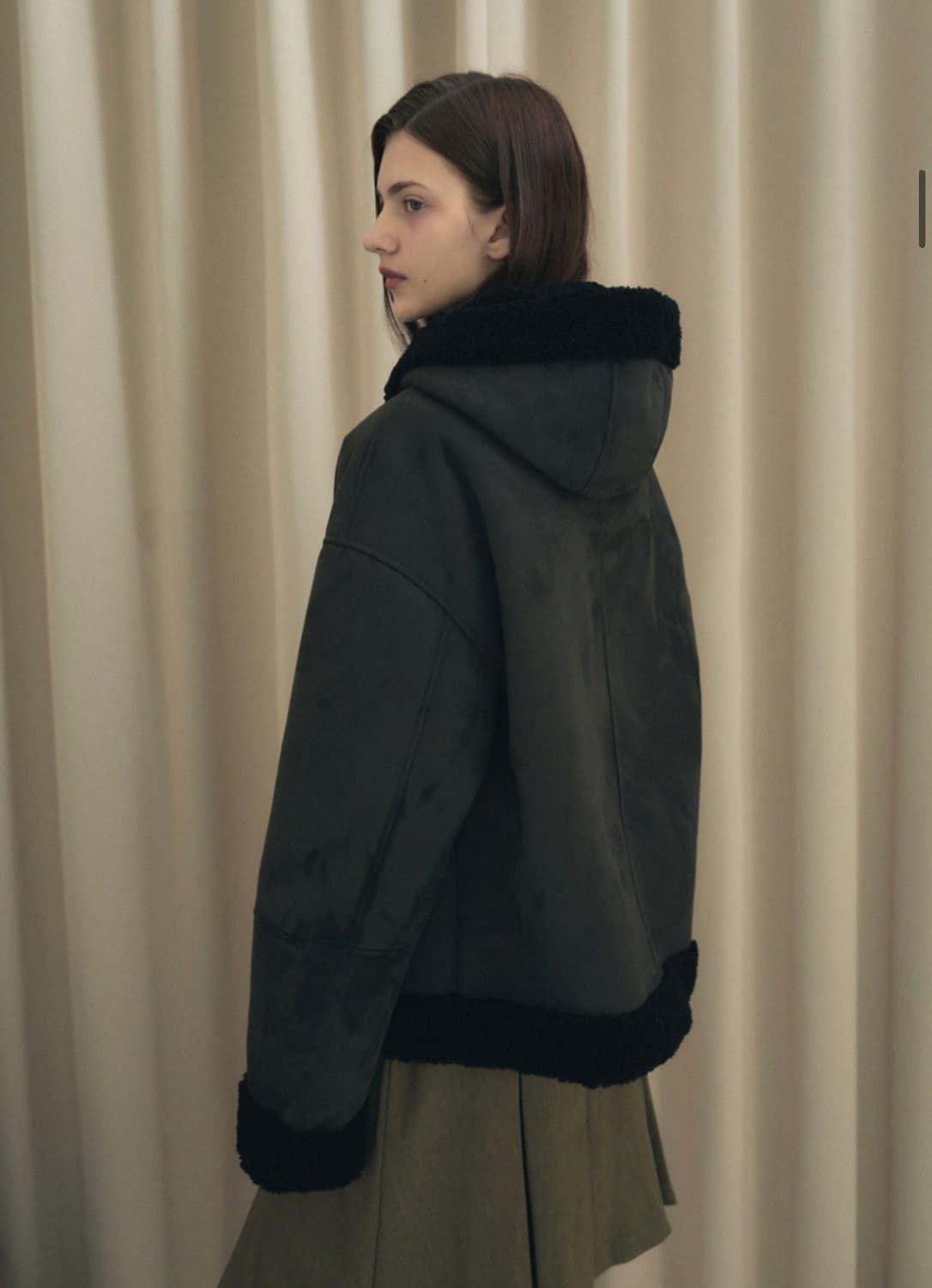 레더리 무스탕 후디 더플 자켓 [CHARCOAL] 상품이미지5