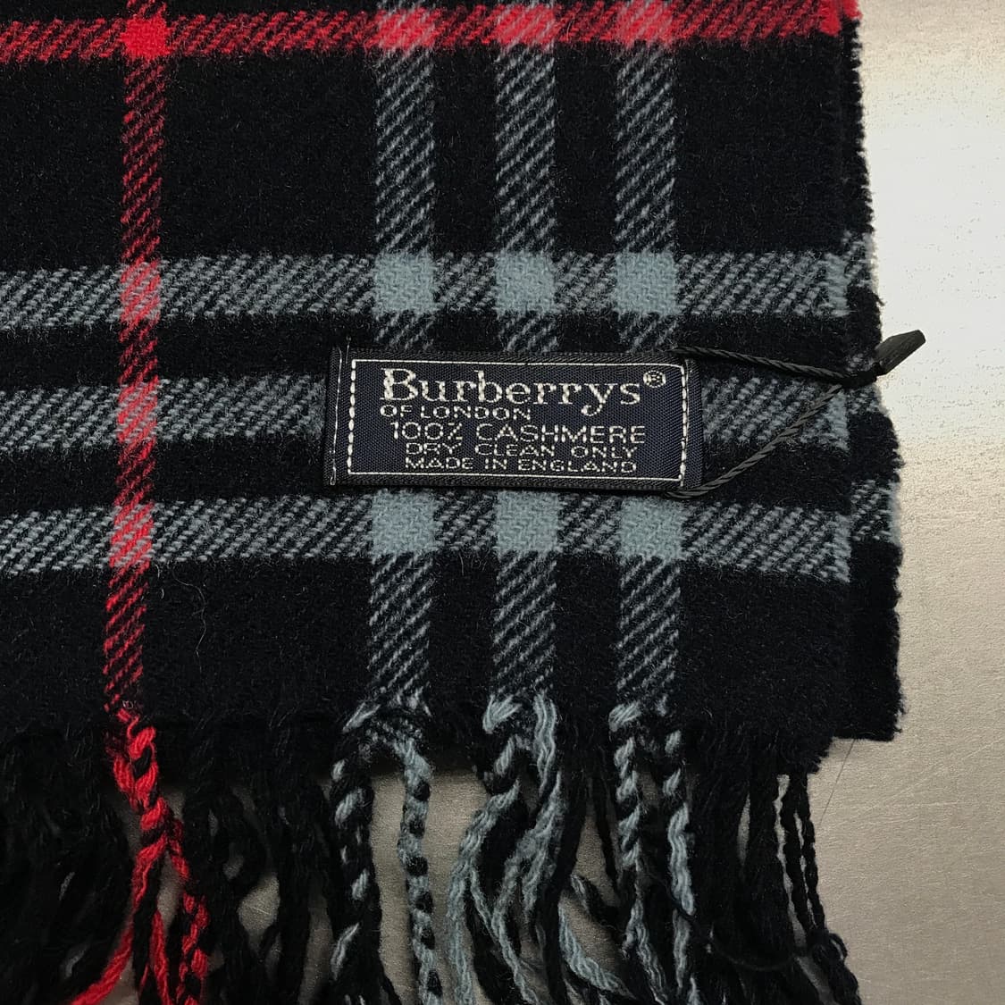 버버리 정품 캐시미어 머플러 네이비 상품이미지4