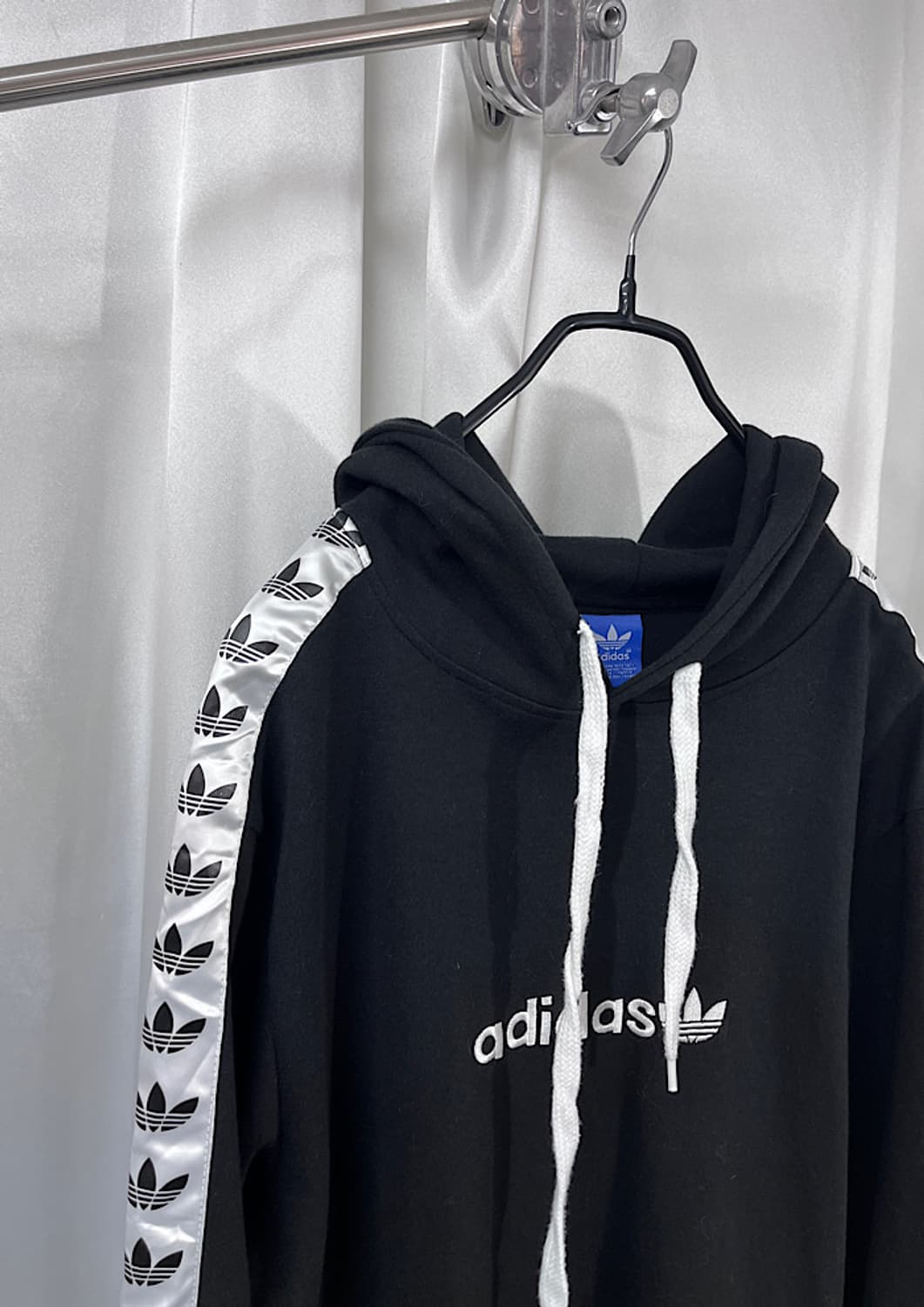 adidas  상품이미지2