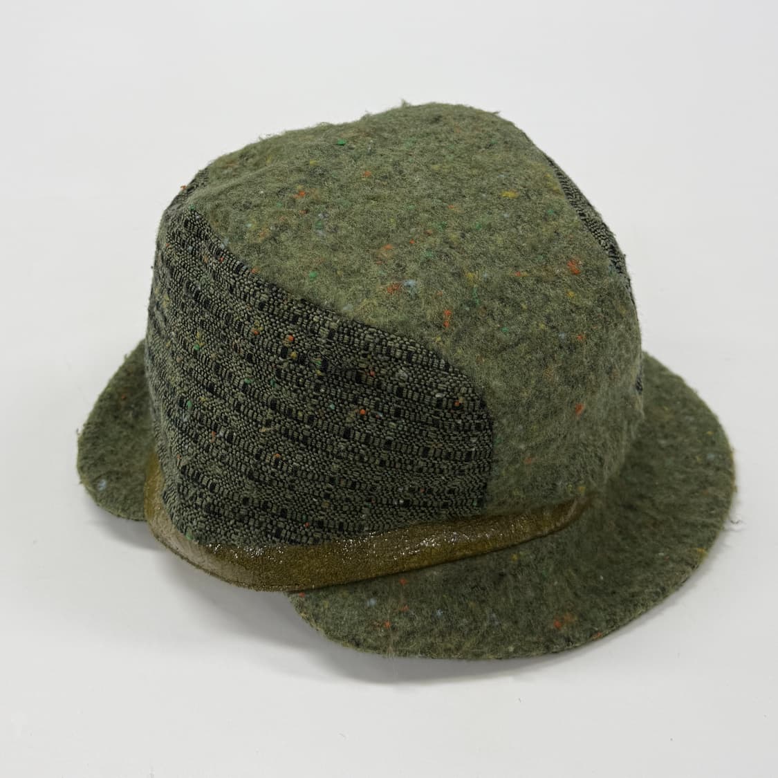 Ca4la asymmetric bucket hat 상품이미지1