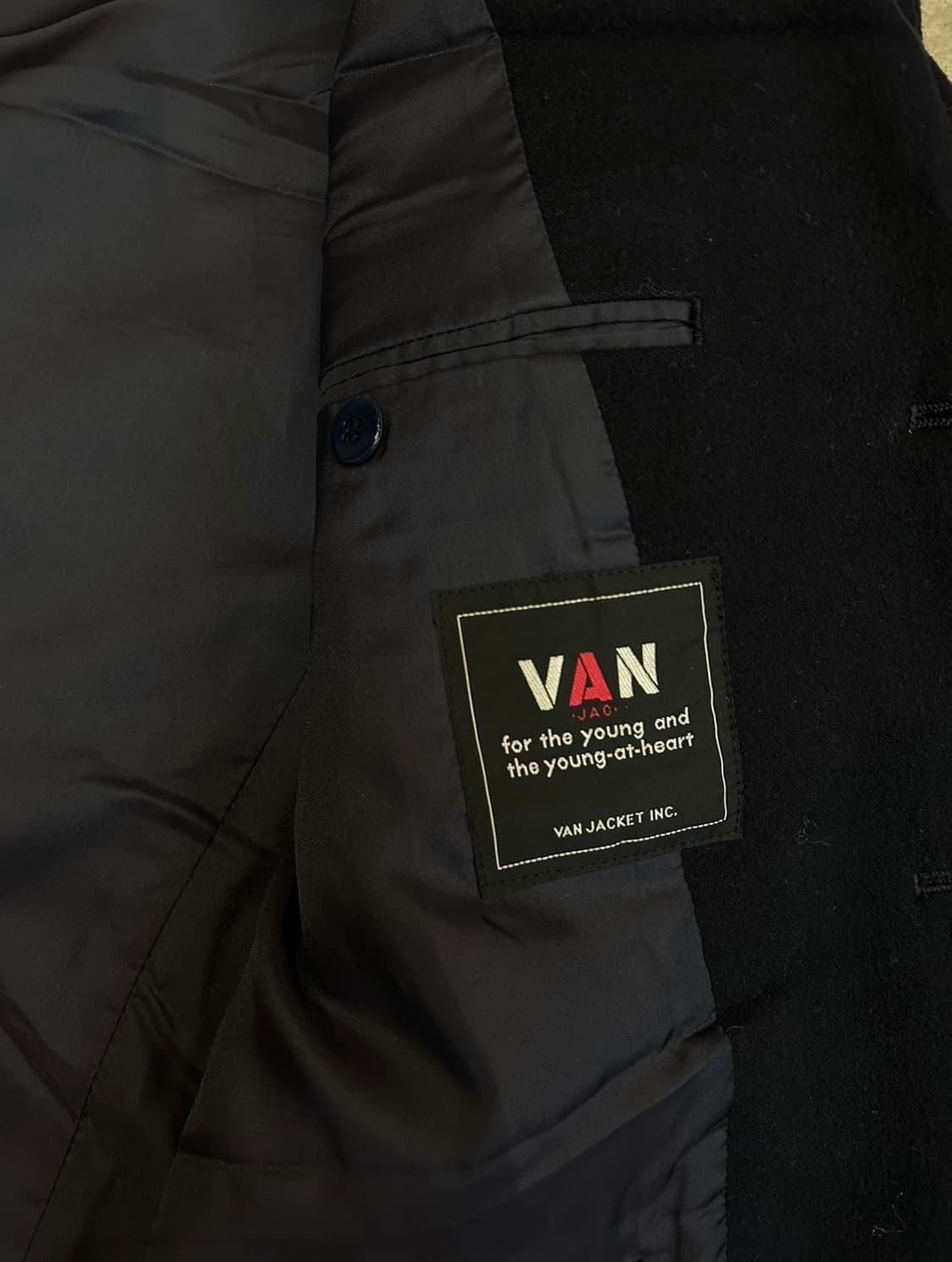 VAN JAC Gold Button Ivy Blazer 상품이미지7