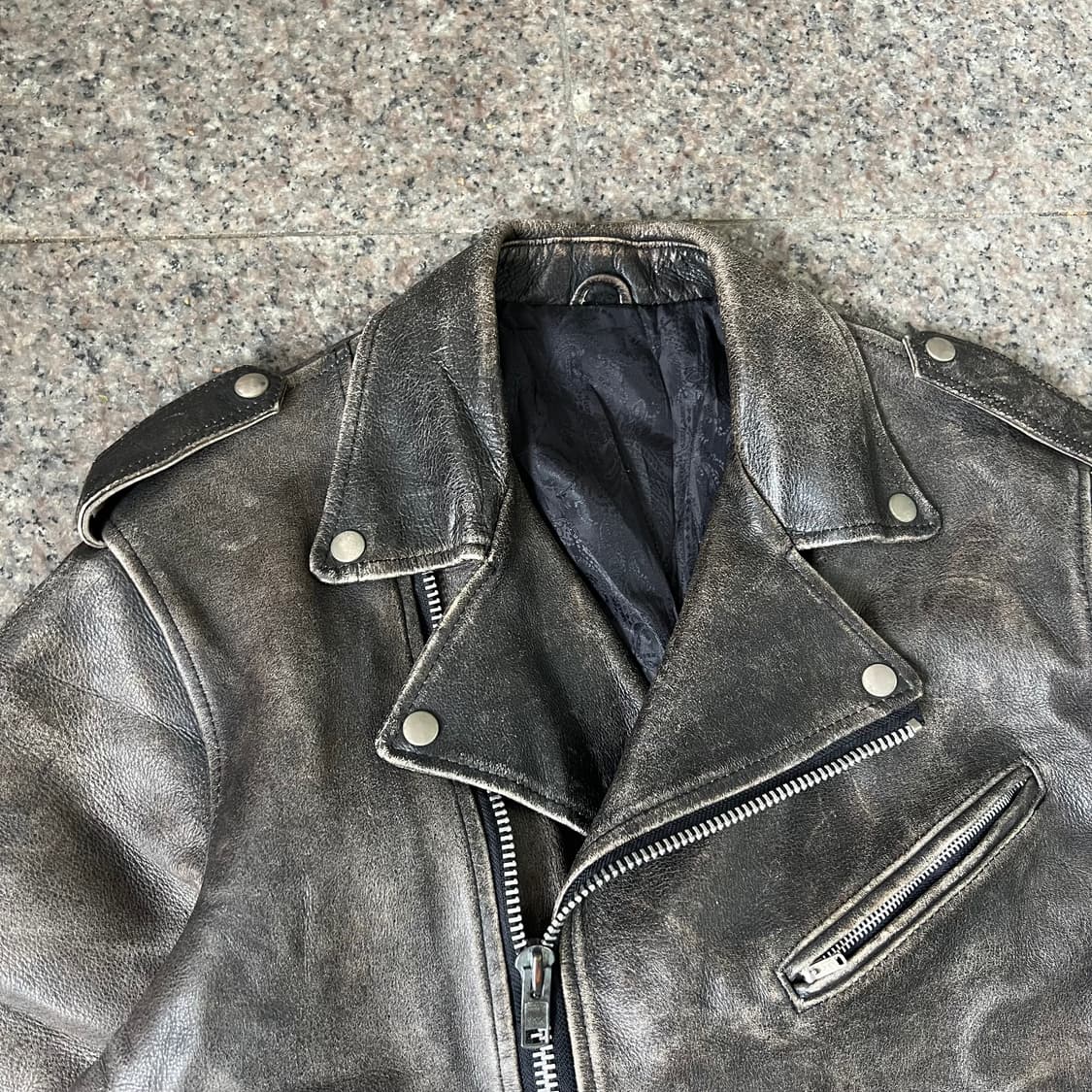 90‘s 크랙 레더 자켓 상품이미지3