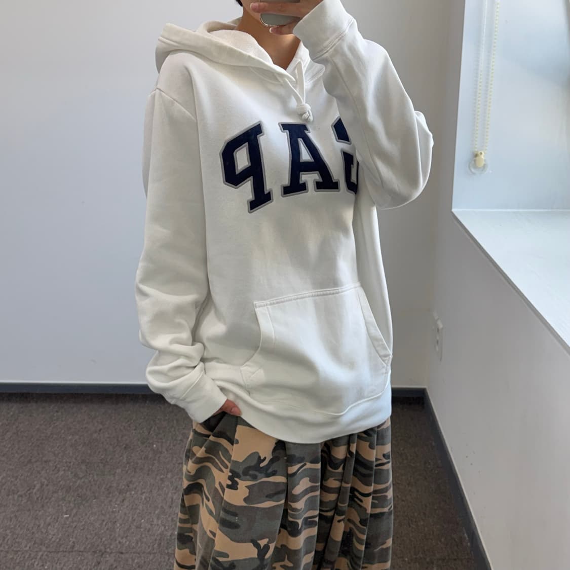 Gap 갭 네이비 로고 아이보리 후드티   상품이미지1