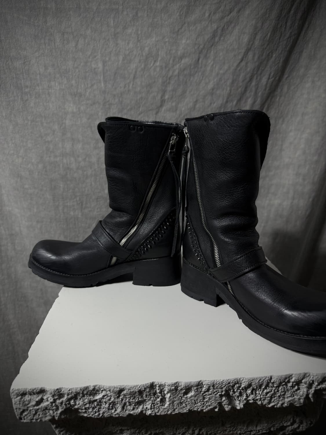 Kmrii Crush Stud Boots 상품이미지2