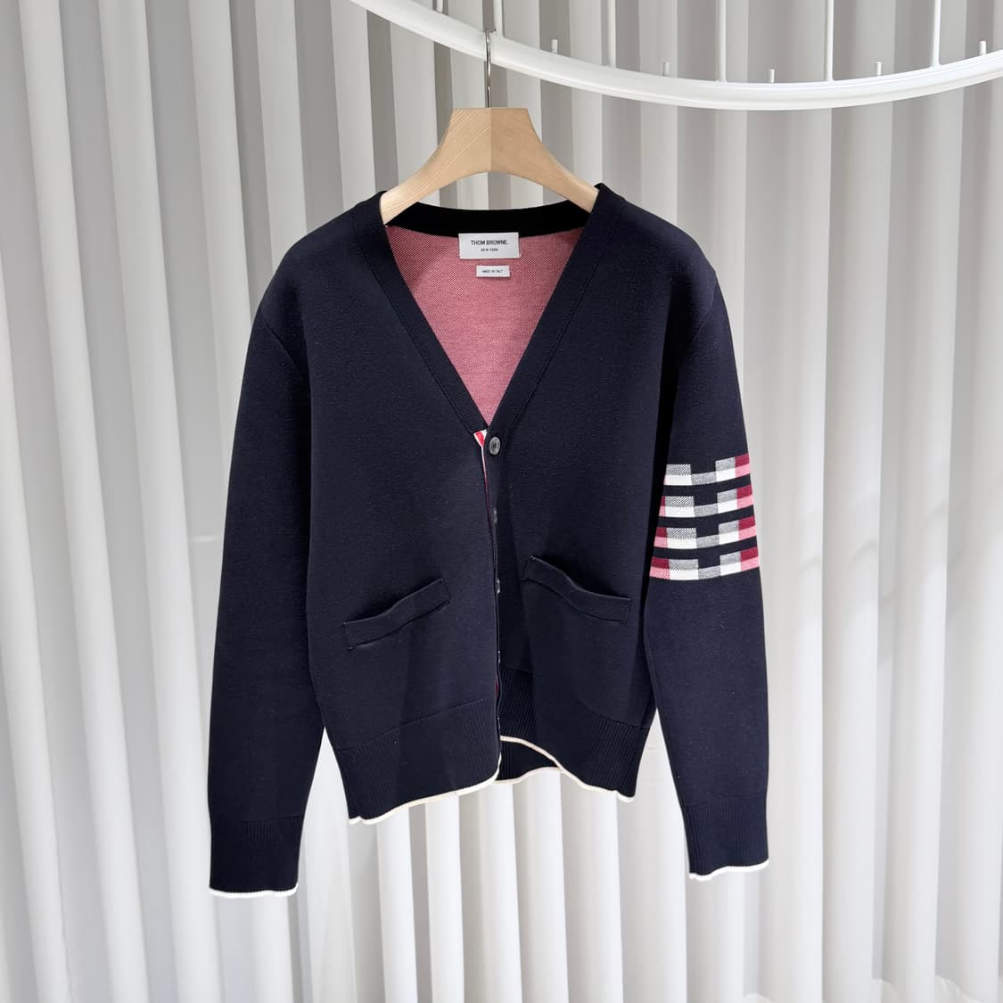 2 / 톰브라운 사선완장 자카드 라이온 가디건 상품이미지3