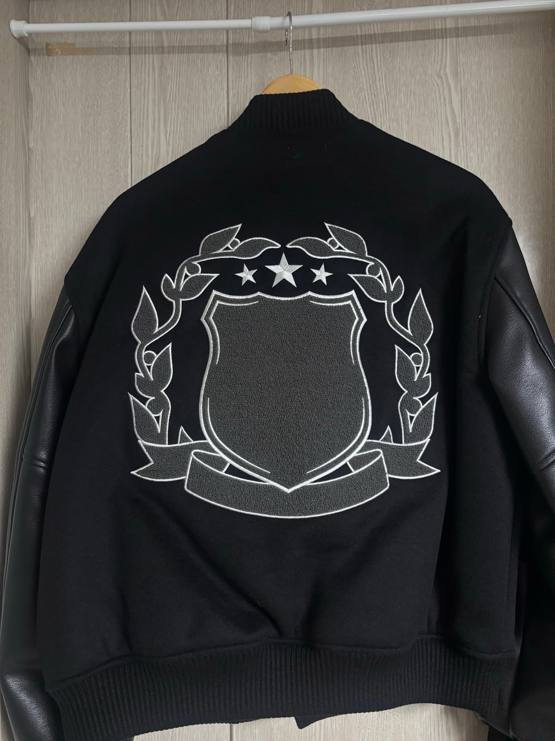 넥스트도어립스 바시티 자켓  상품이미지2