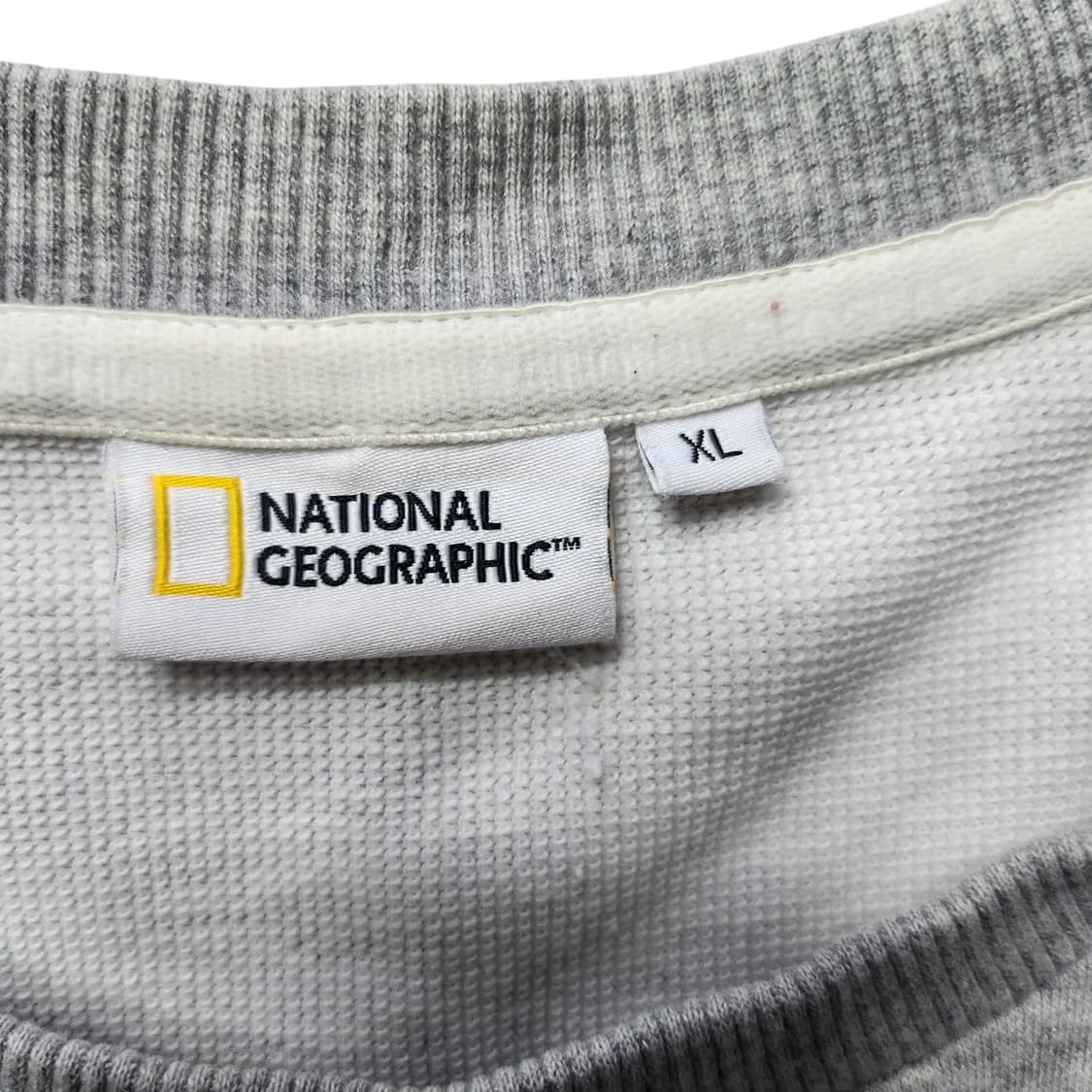 내셔널지오그래픽 맨투맨 상품이미지2