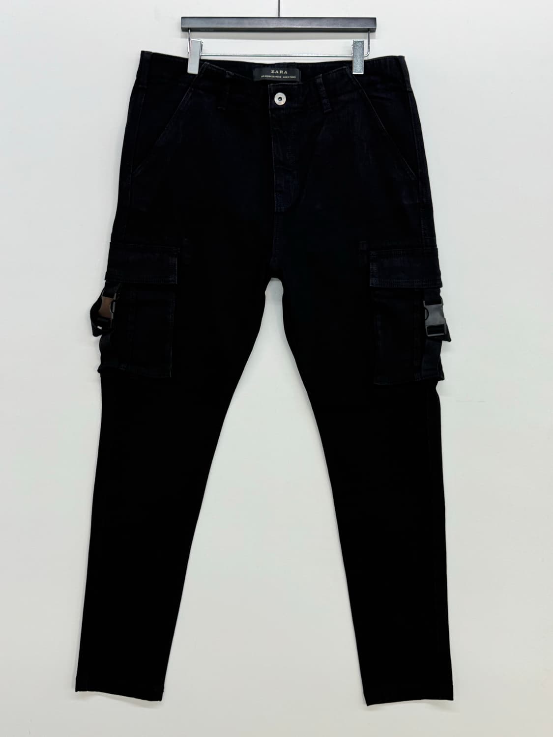 ZARA 스키니 카고 팬츠 블랙 상품이미지1