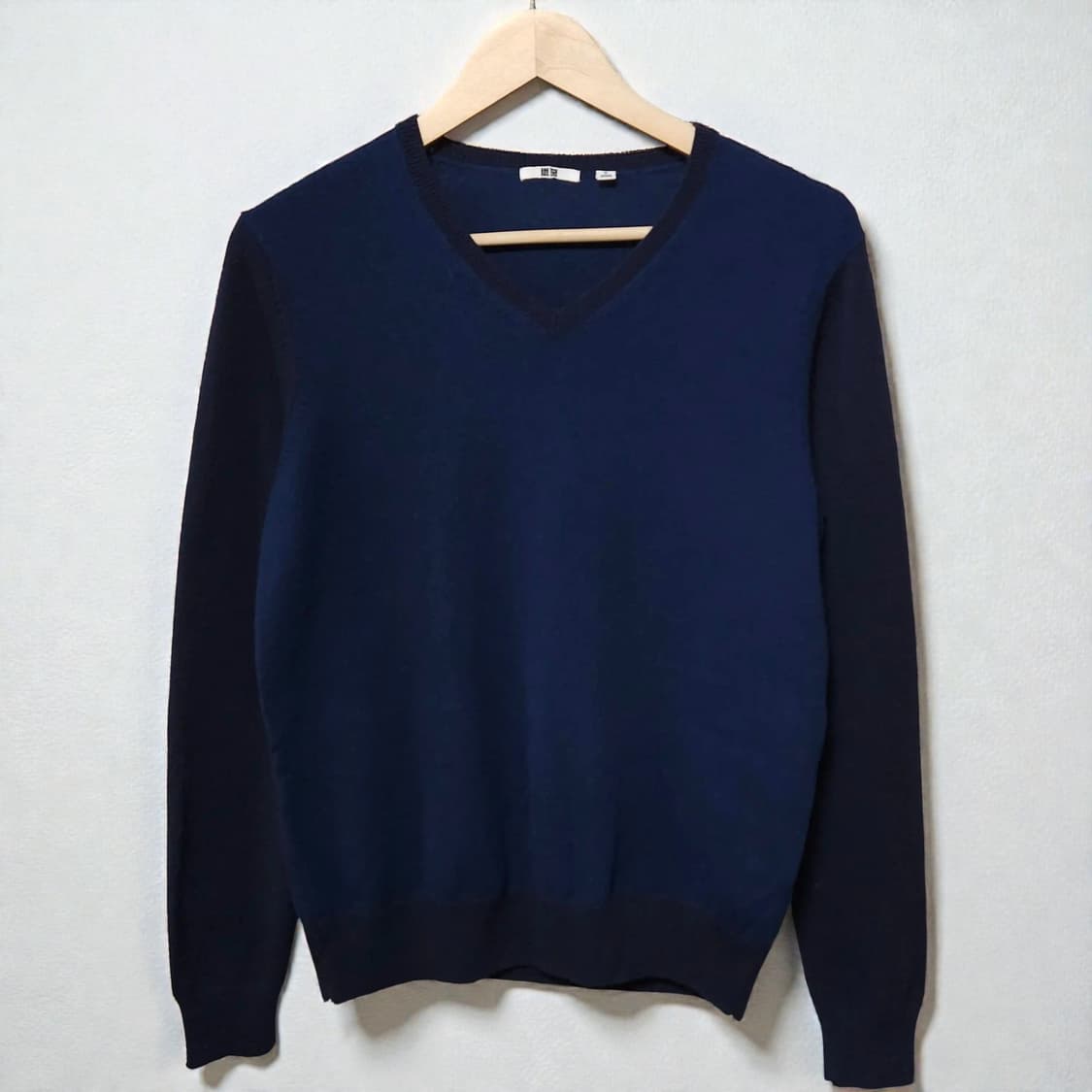 95)유니클로 캐시미어100% 니트 배색 상품이미지1