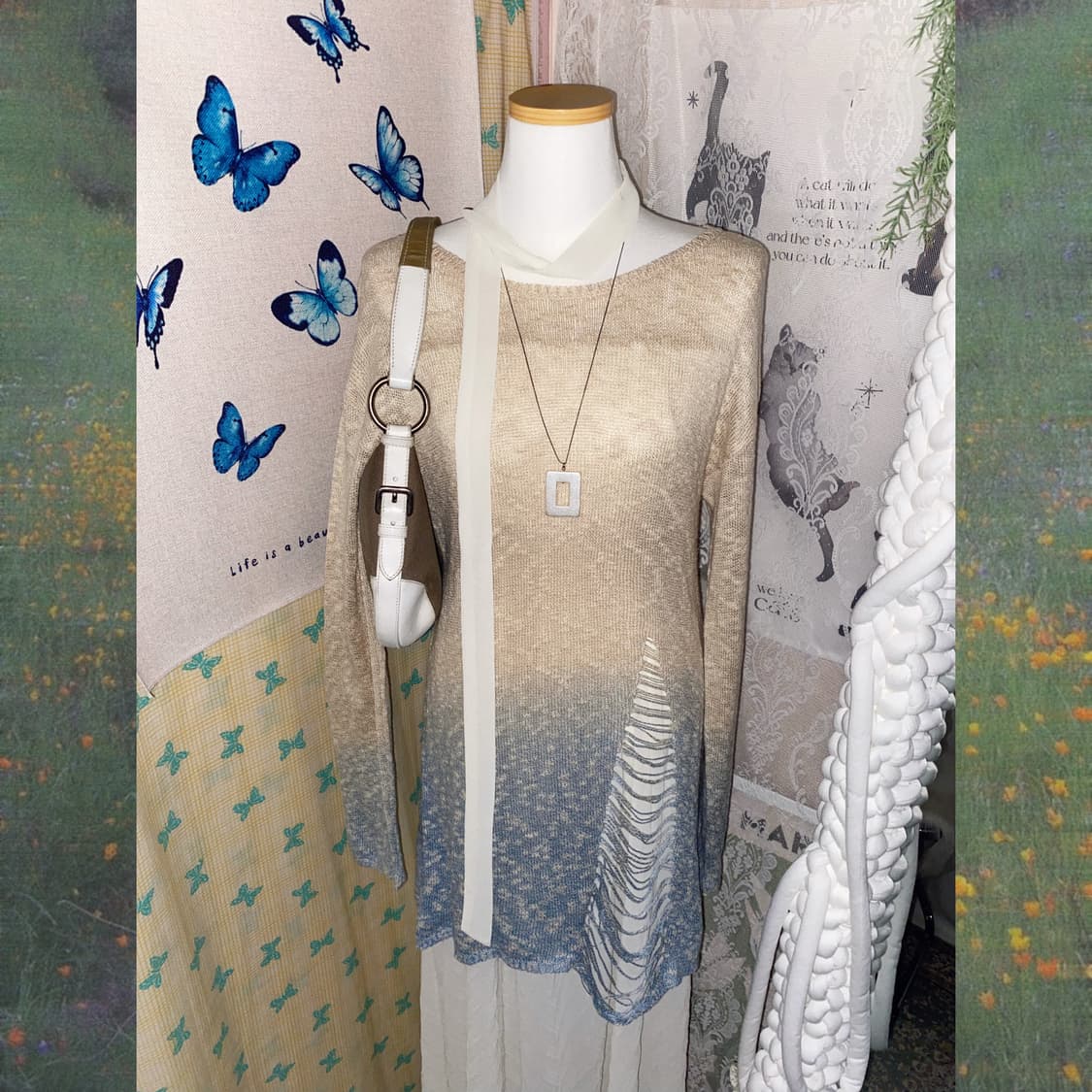 하늘색 데미지 그라데이션 롱 니트 상품이미지4