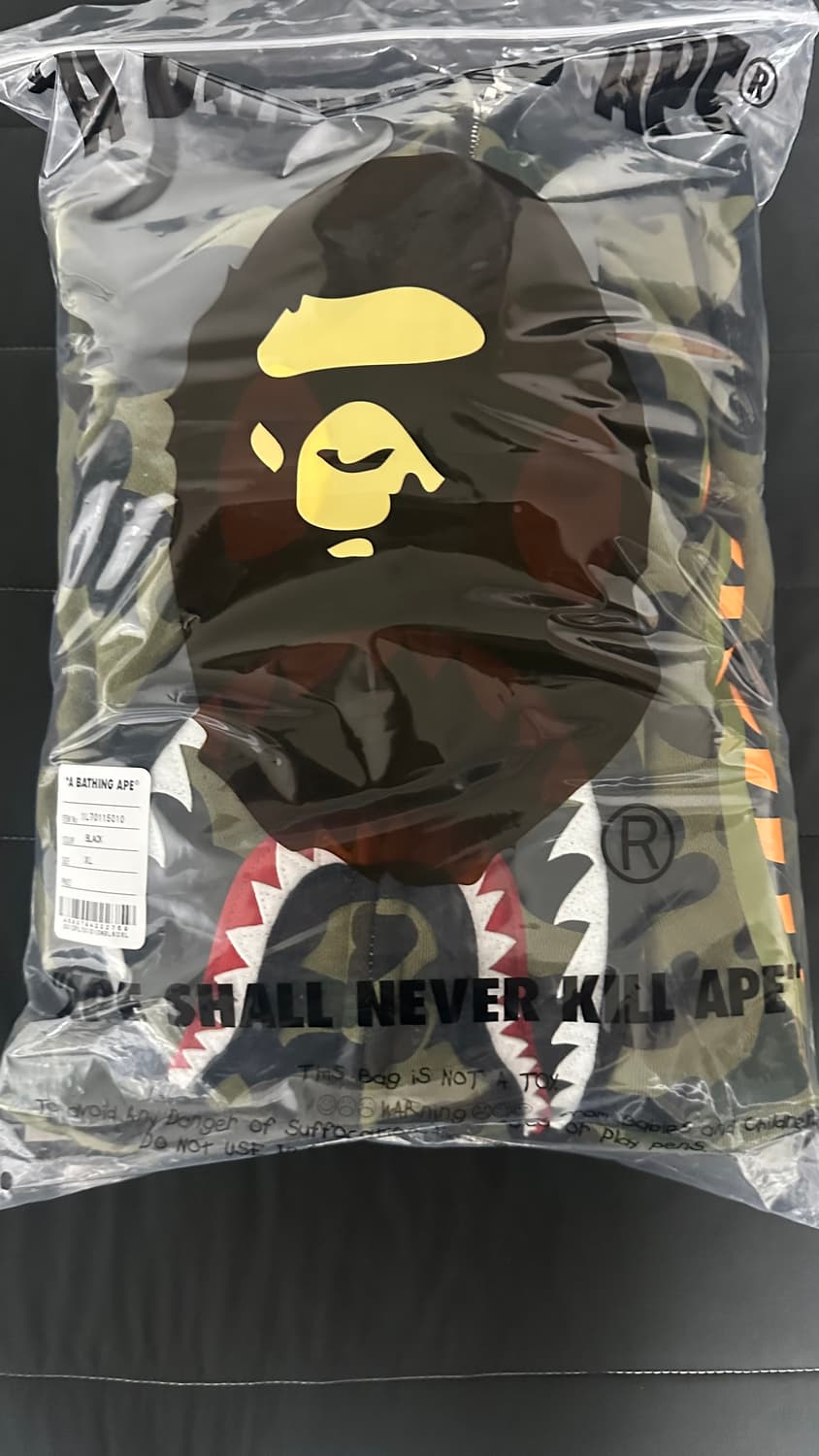 베이프 샤크후드집업 녹계 상품이미지6