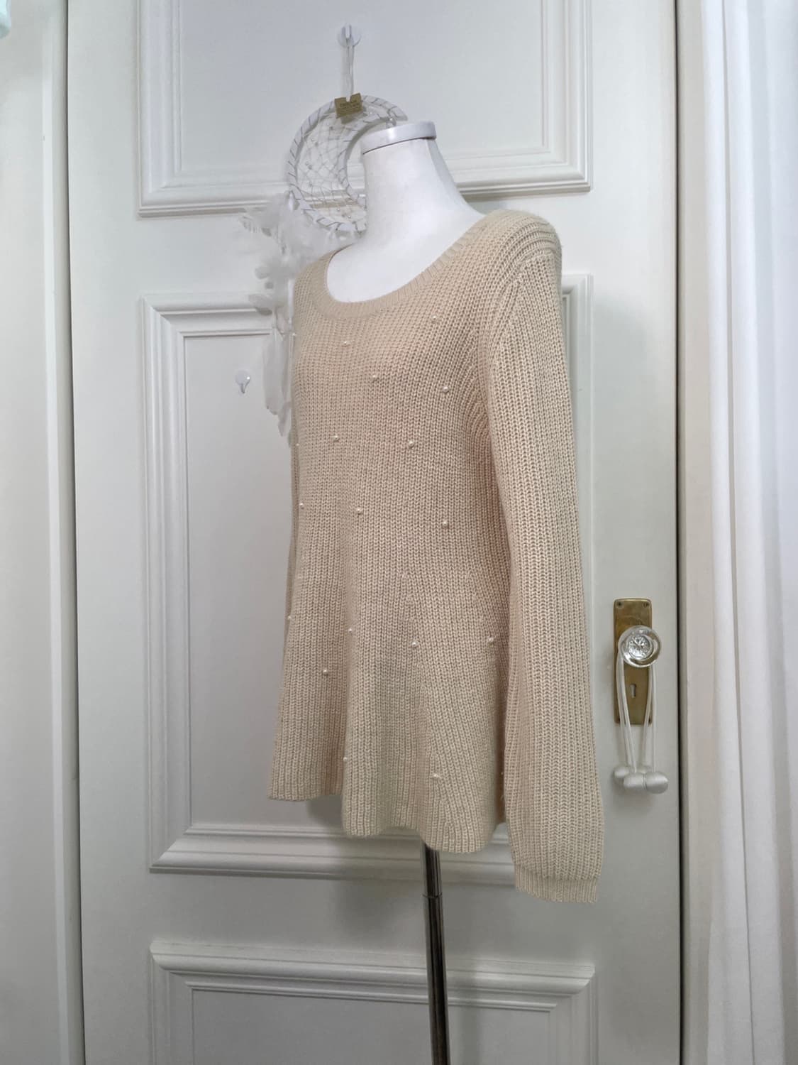 cream pearl point flare loose sweater 상품이미지2