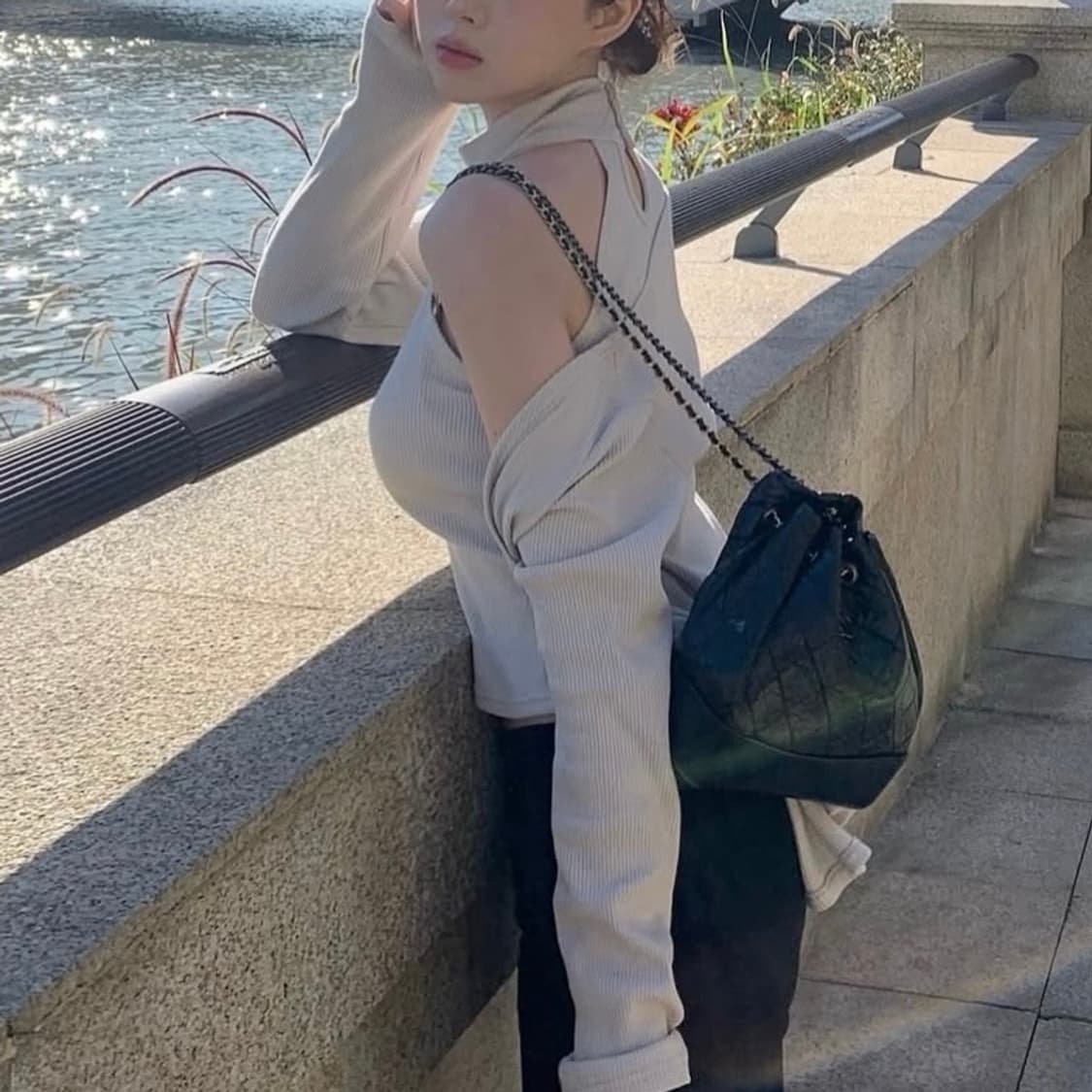 르모멘트 제작 홀터넥 나시+가디건 세트 상품이미지3