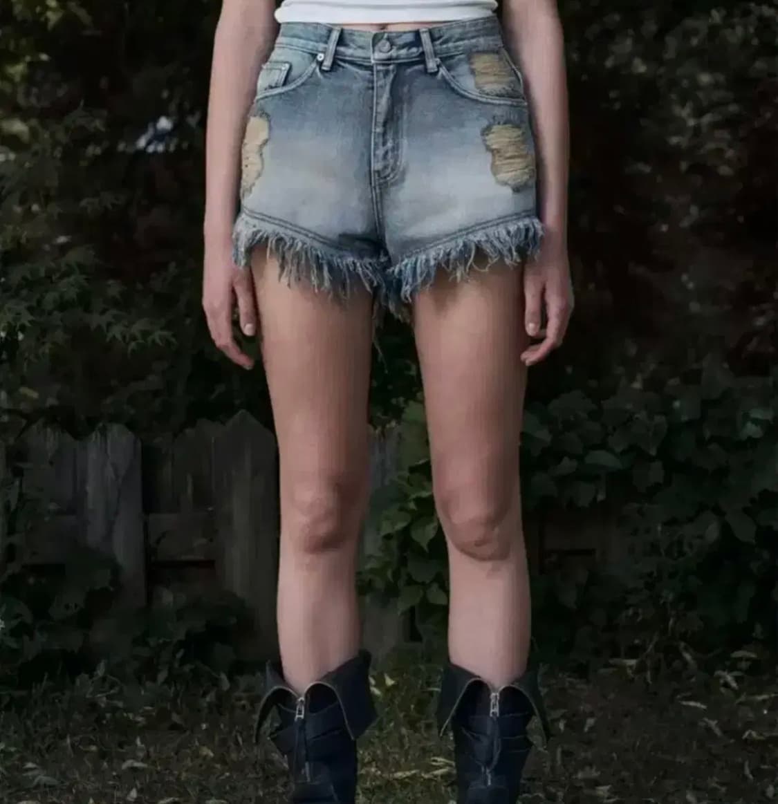 보헴서 23ss 쇼츠 상품이미지1