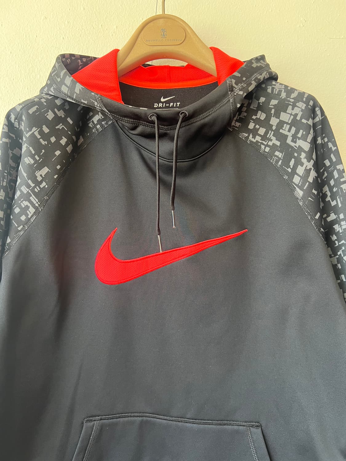 나이키  남성 블랙 후드티셔츠 간절기티셔츠 상품이미지1