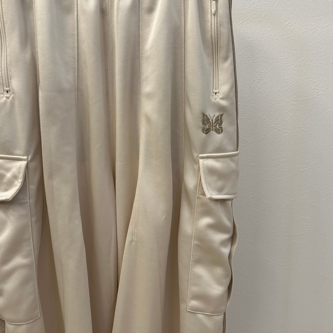 니들스 트랙팬츠  상품이미지3