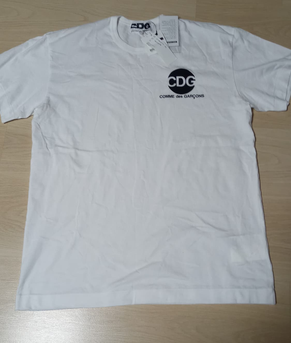 백화점 정품 꼼데가르송 CDG 반팔티 XXL 새상품 상품이미지2