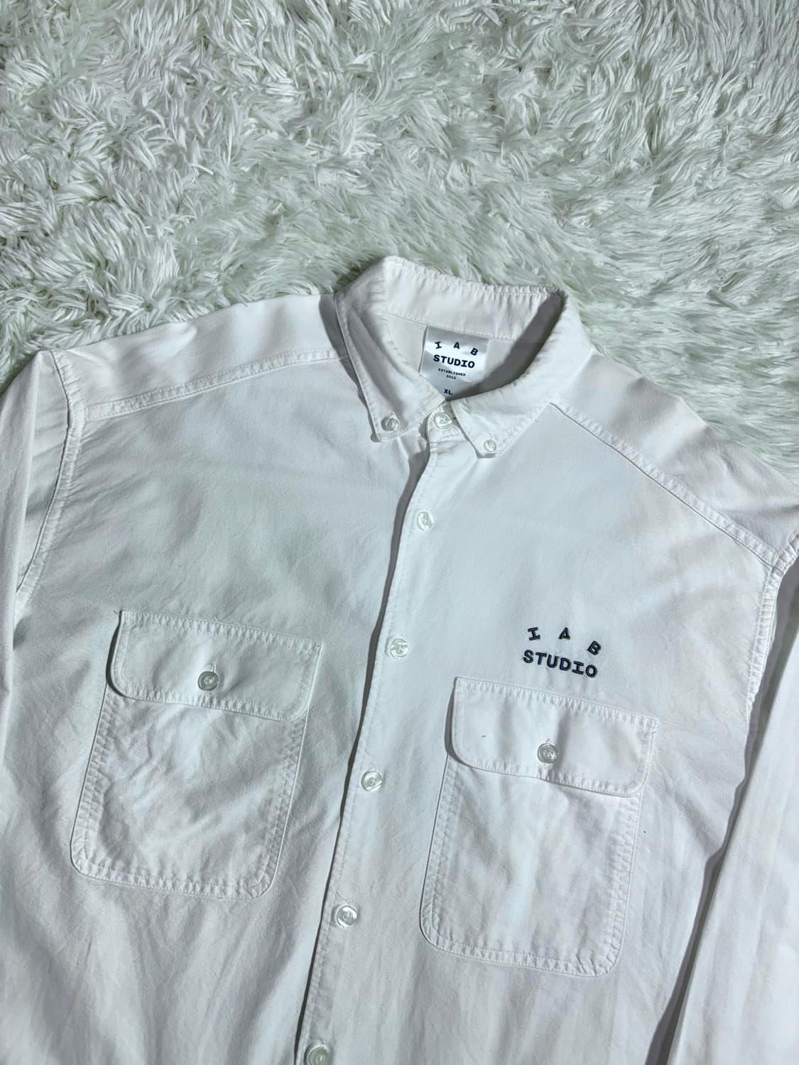 아이앱스튜디오 화이트 워크셔츠  상품이미지4